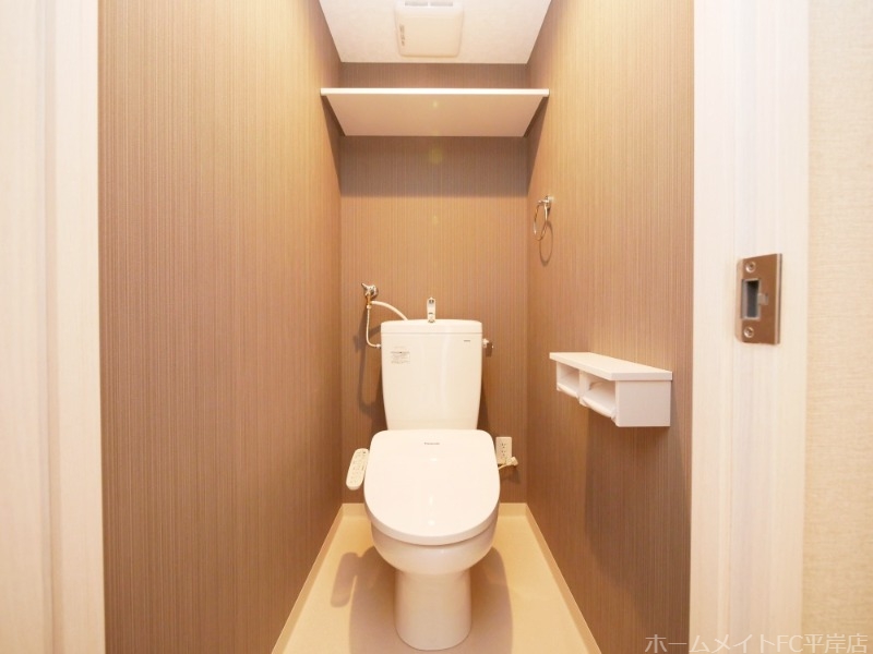 トイレ　ウォシュレット付♪