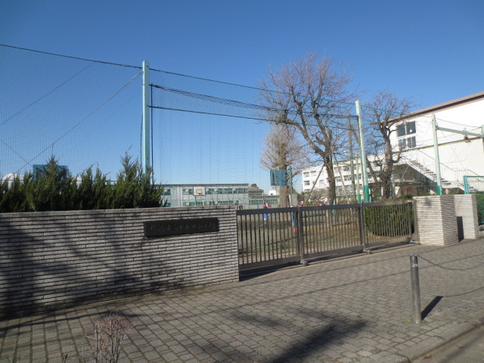 小学校　中和田小学校（小学校）まで730m