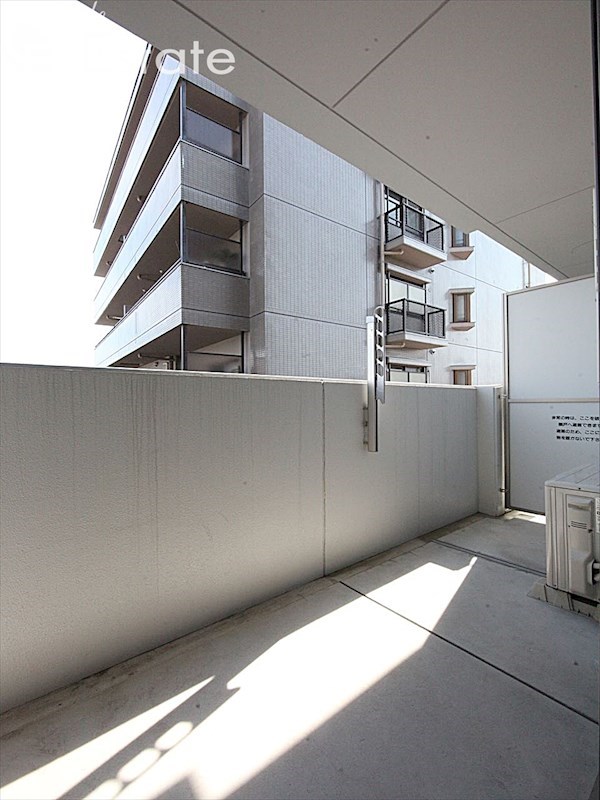 バルコニー　バルコニー