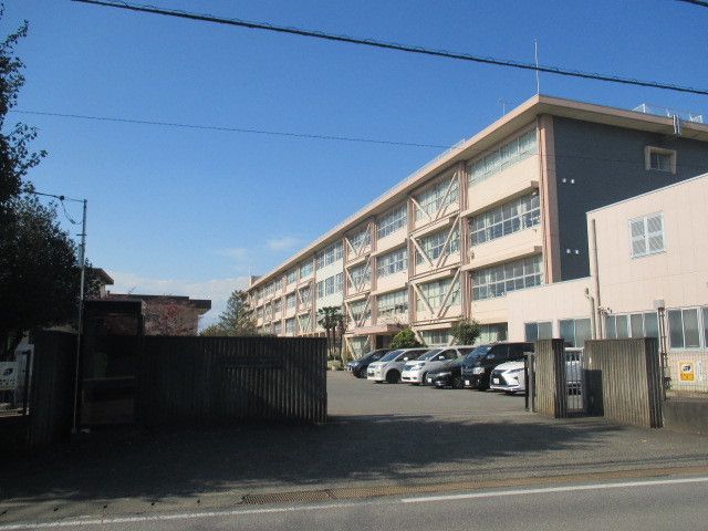 小学校　姿川第一小学校（小学校）まで120m