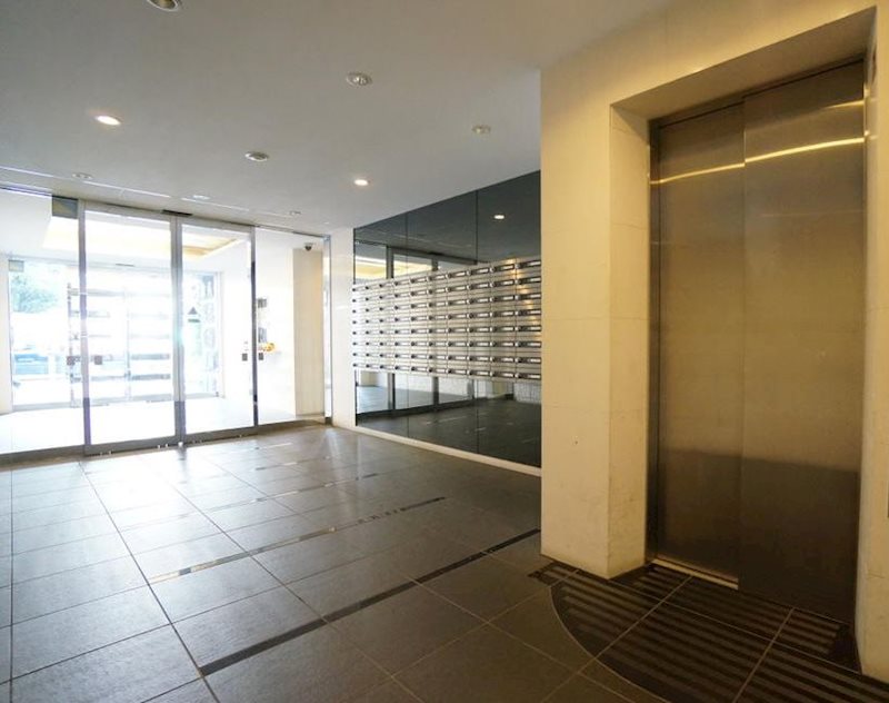 ロビー　★見学予約受付中★