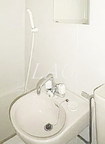 洗面設備　洗面台です。