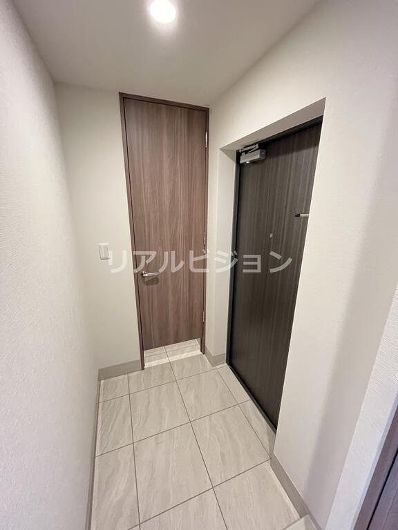 玄関　※こちらのお写真は他部屋になり参考写真です