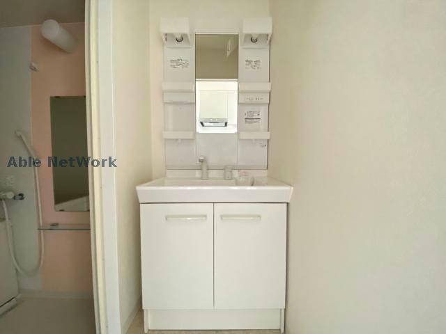 洗面設備　同棟別部屋