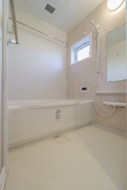 バス・シャワールーム　図面と現状に相違がある場合には現状を優先