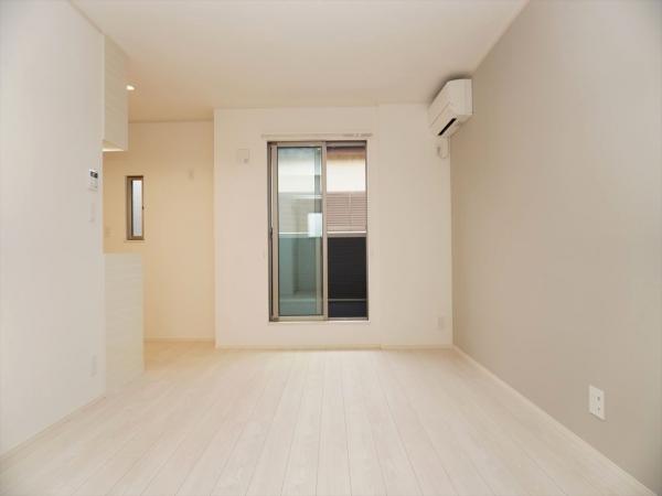 居室・リビング　内装