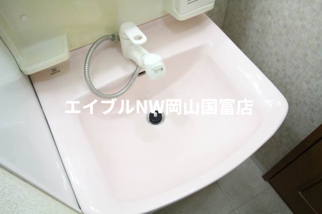 洗面設備　他のお部屋の写真です。実際とは異なります。