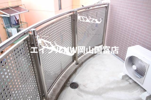 バルコニー　他のお部屋の写真です。実際とは異なります。