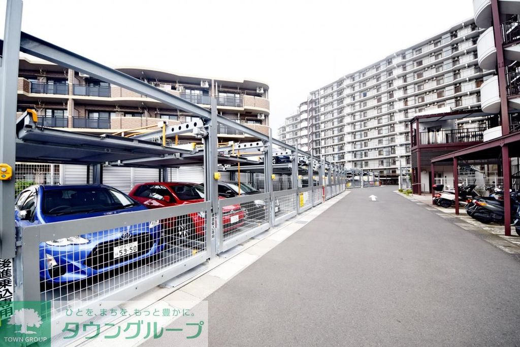 駐車場　★駐車場も完備★