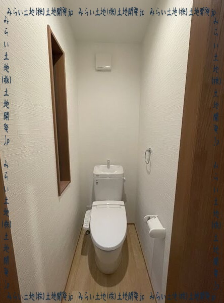 元宮町貸家のトイレ写真