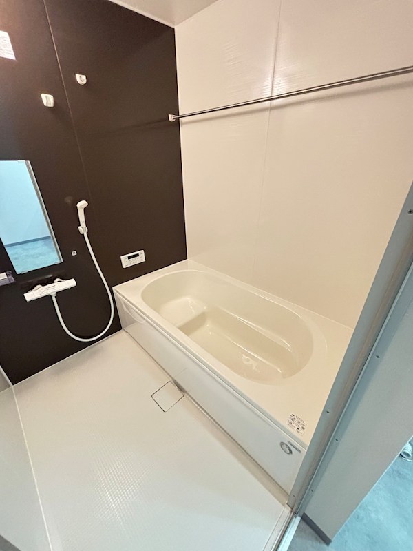 バス・シャワールーム　※同間取り・仕様別部屋参考画像