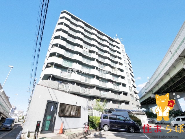 建物外観　「見ないで終わるには、惜しすぎる。」