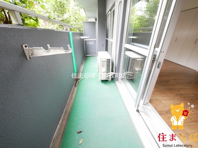 バルコニー　「毎日をちょっと丁寧にする一歩を、一緒に。」