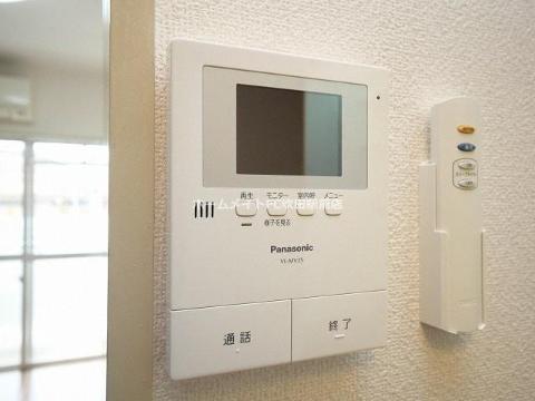 居室・リビング　室内