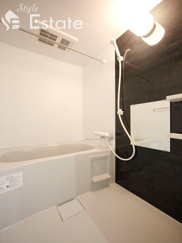 バス・シャワールーム　同仕様内装