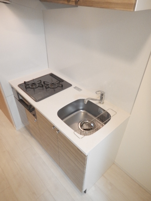 キッチン　コンパクトなキッチンで掃除もラクラク