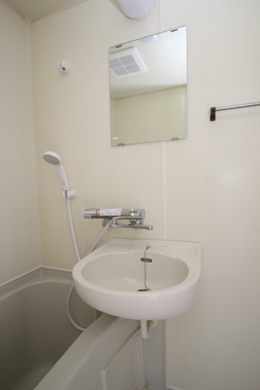 洗面設備　別号室写真です