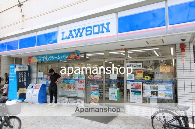 コンビニ　ローソン（コンビニ）まで270m