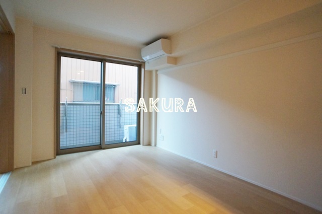 その他設備　室内エアコン付き♪