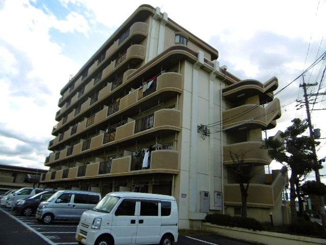 建物外観　SRC造のしっかりとしたマンションです。