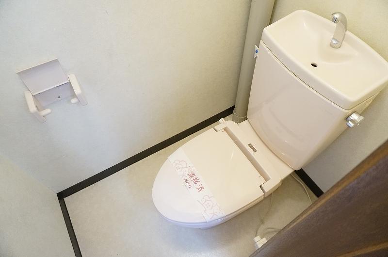 トイレ　トイレ