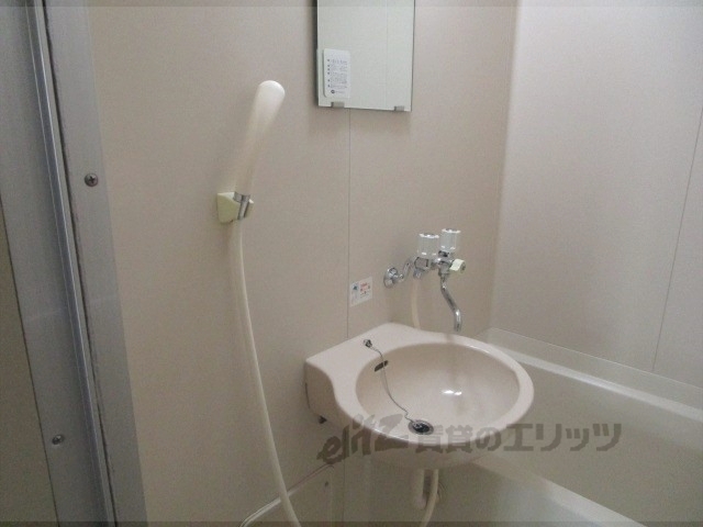 バス・シャワールーム　バス