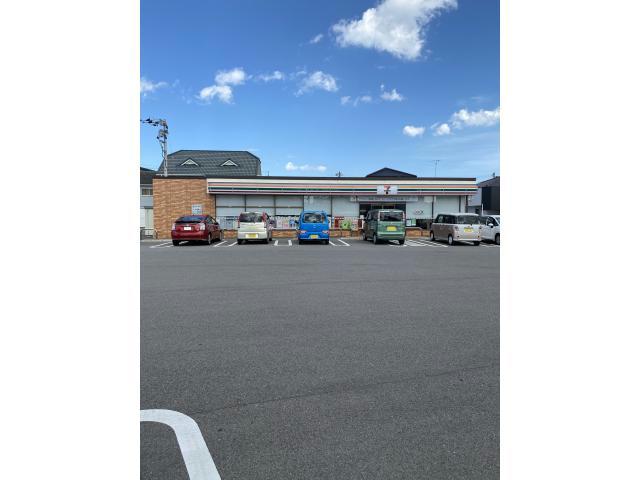 コンビニ　セブンイレブン藍住インター店（コンビニ）まで126m