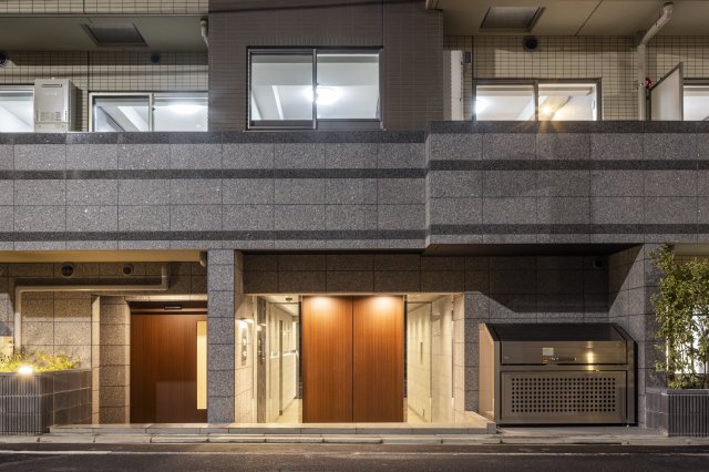 エントランス　建物の内部です