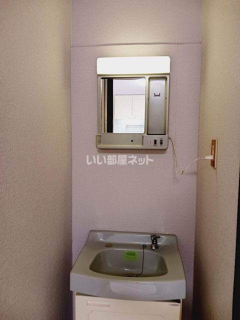 パナハイツ中央三谷120の内装写真