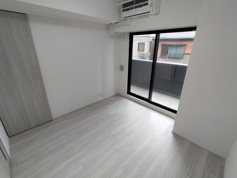 居室・リビング　同一物件別部屋写真