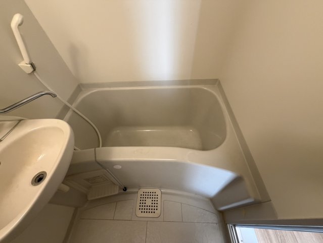 バス・シャワールーム　日々の疲れを癒すお風呂付です