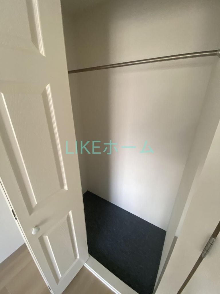 収納　バルコニー