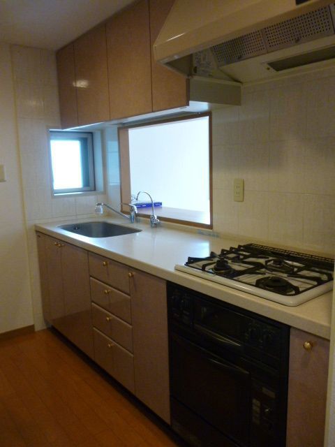 キッチン　☆使いやすいシステムキッチン☆