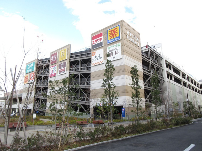 飲食店　デニーズ綱島東店（飲食店）まで310m