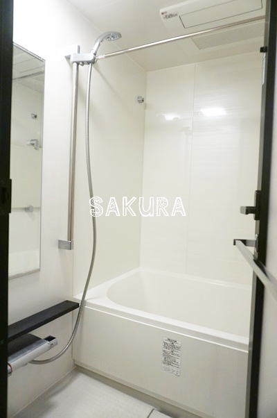 バス・シャワールーム　日々の疲れを癒すお風呂です♪