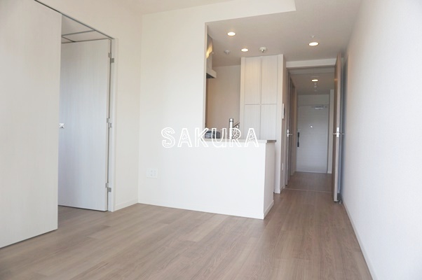 居室・リビング　こちらのリビングで趣味の時間をお楽しみください♪