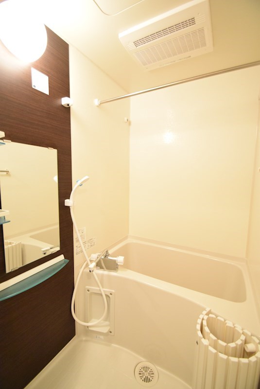 バス・シャワールーム　浴室