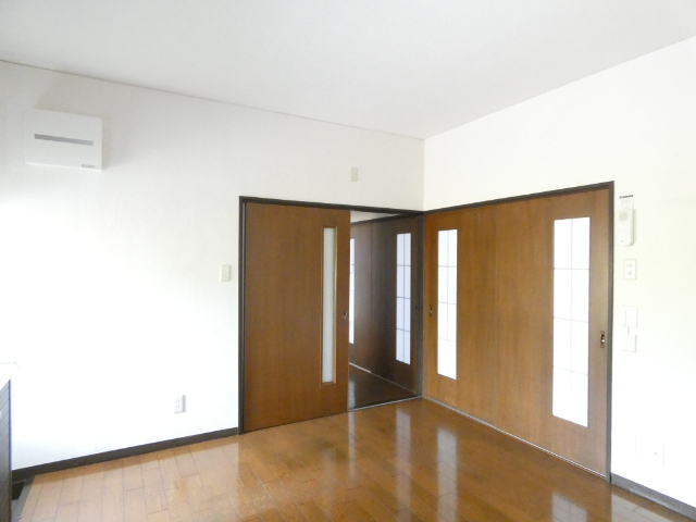 居室・リビング　１階　和室