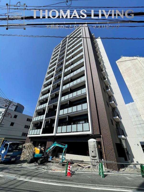 建物外観　黒崎駅前、印象的なデザインの外観が迎えてくれます。