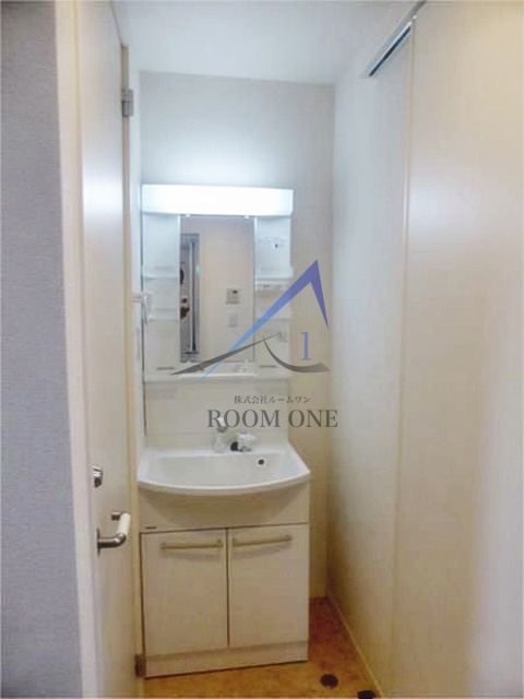 洗面設備　洗面台です。