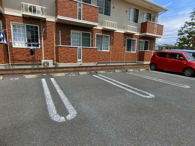 駐車場　カースペースがあります