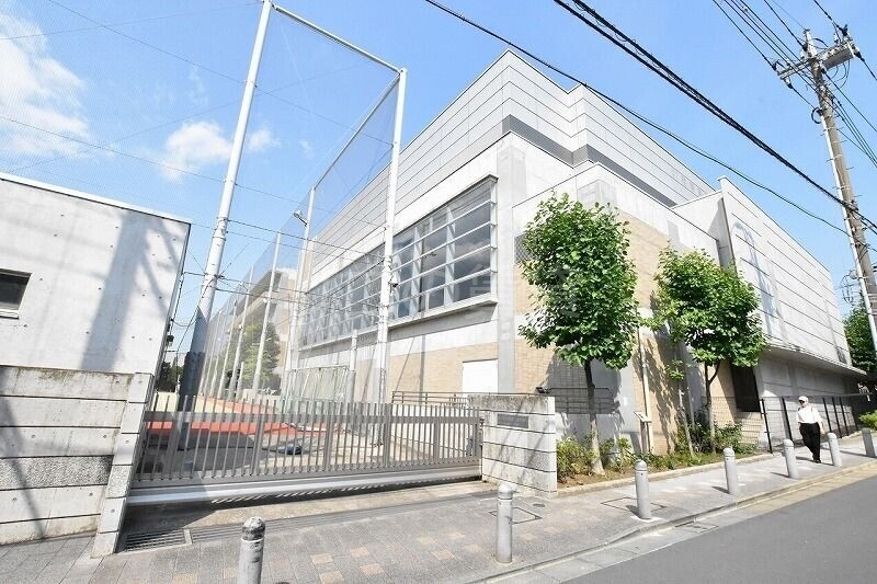 中学校　荏原第五中学校（中学校）まで266m