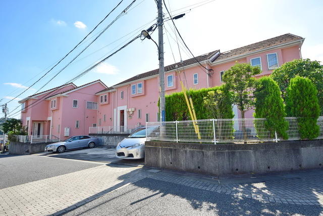 建物外観　☆おしゃれな外観ですね☆