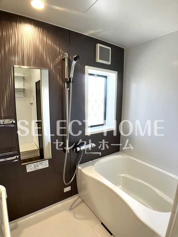 バス・シャワールーム　日々の疲れを癒すお風呂付です 別部屋のもののためイメージです