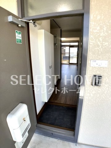 玄関　落ち着いた玄関です