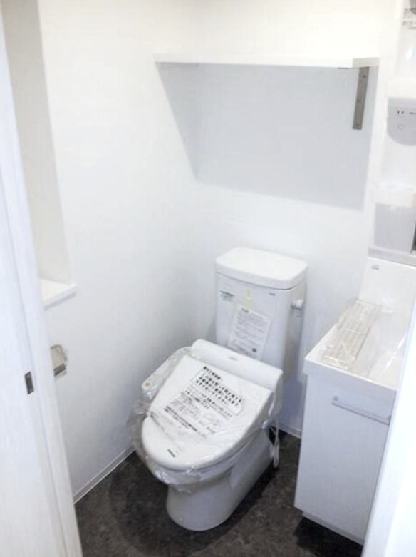 トイレ　トイレ