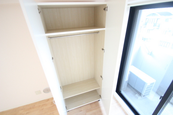 収納　※別部屋の写真です