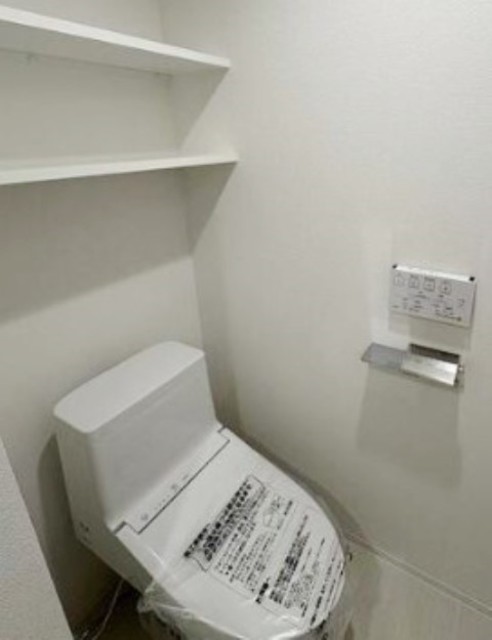 トイレ　別部屋同仕様タイプ