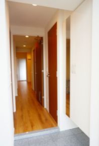 玄関　明るい玄関です