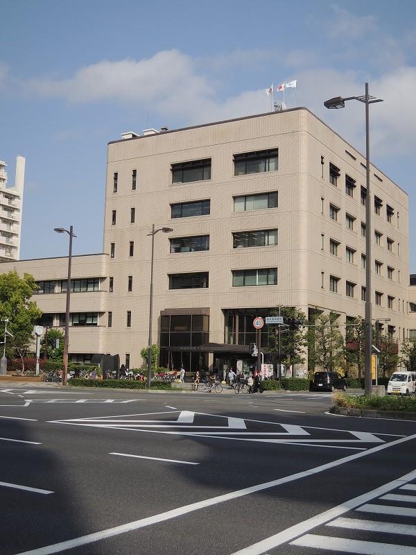 役所　鶴見区役所（役所）まで244m